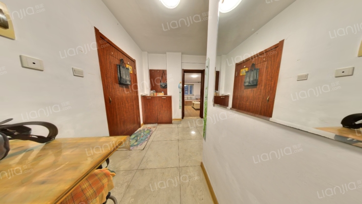 卫工佳苑二手房实景图