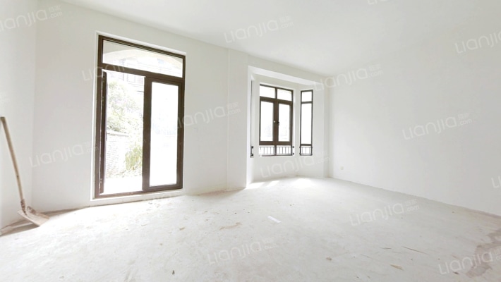 泰和郡一二三期二手房实景图