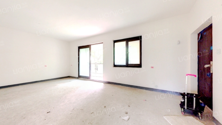 荣盛锦绣南山C区二手房实景图