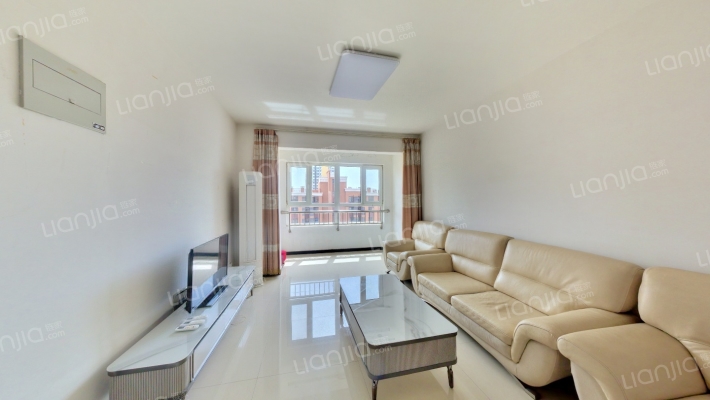 万和蓝山二手房实景图