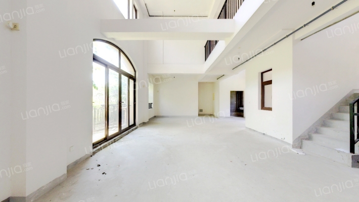 旭辉铂悦西郊二手房实景图