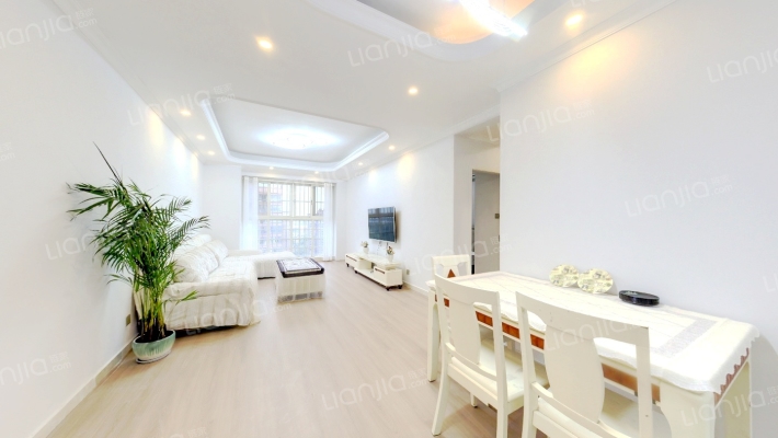 源上湾万融城三期D区二手房实景图