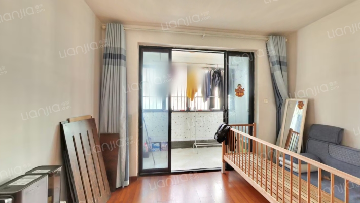 西城东苑二手房实景图