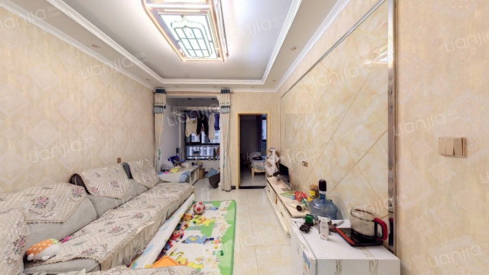 郡临天下二期二手房实景图