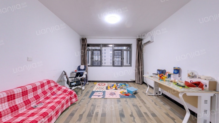 八方小区B区二手房实景图