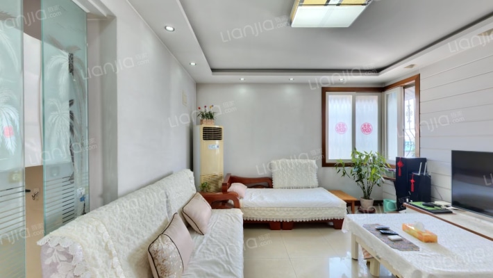 苹中苑二手房实景图