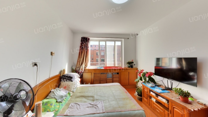 石油六闾二手房实景图