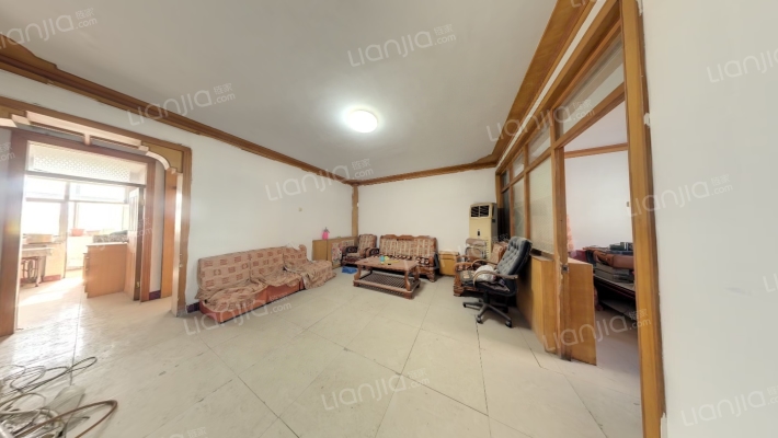 卫生局小区二手房实景图