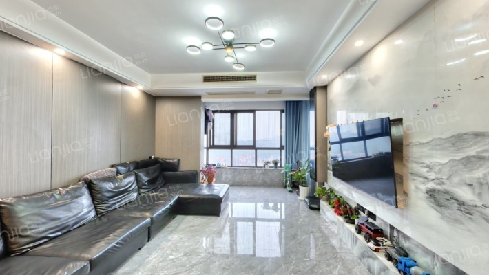 金色年华二手房实景图