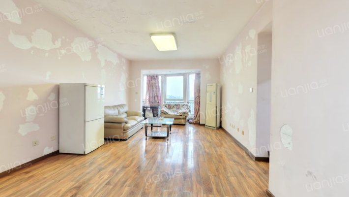 红枫岭二期二手房实景图