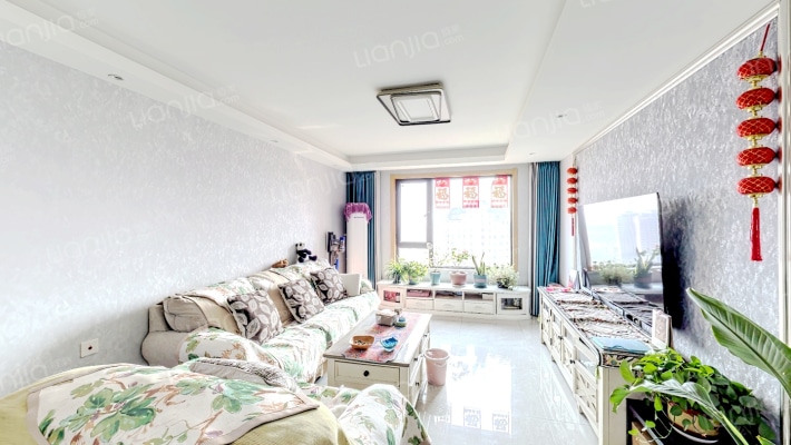 秀拉花园二手房实景图