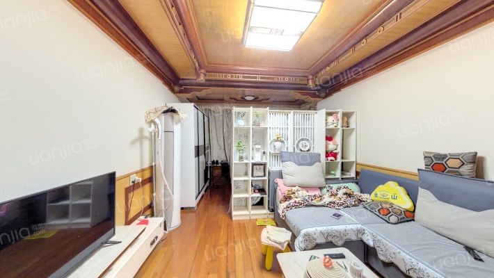 彩炼小区二手房实景图