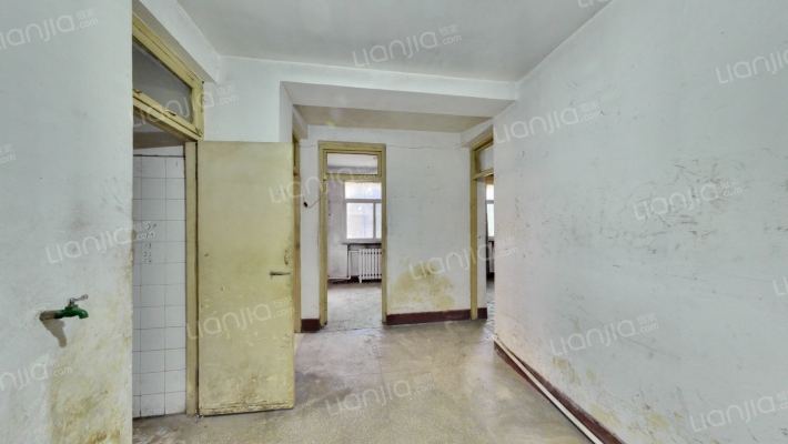 省物产集团三营盘小区二手房实景图