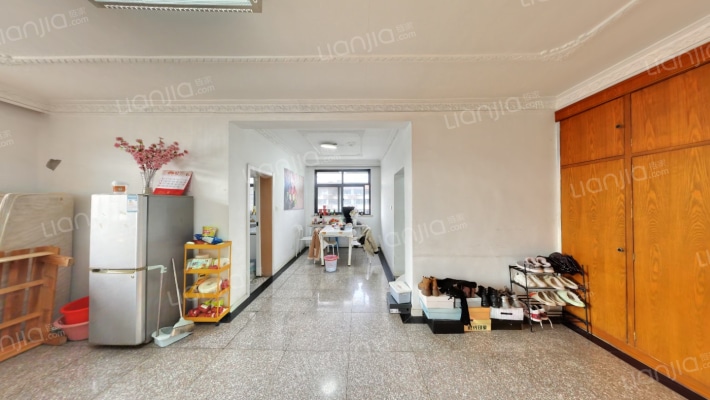 莱茵达路2号二手房实景图