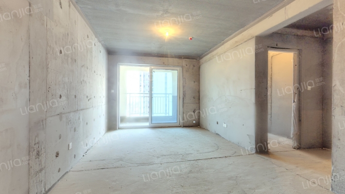 吾樾台二手房实景图