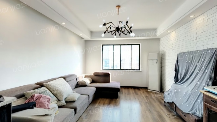 长城市场三区二手房实景图