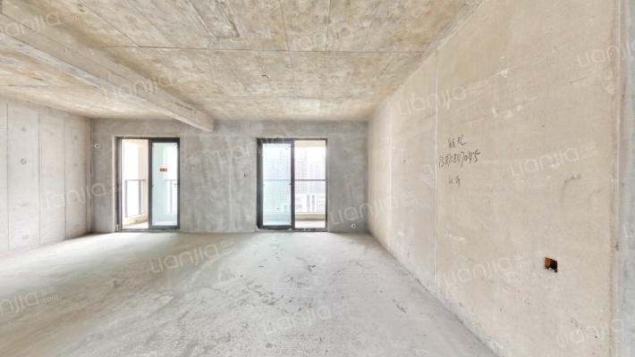 融创青澜二手房实景图