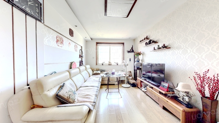 金品家园二手房实景图