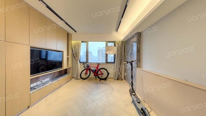 圣骊名苑二手房实景图