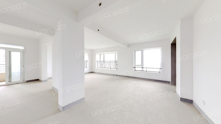 雅戈尔东海府二手房实景图