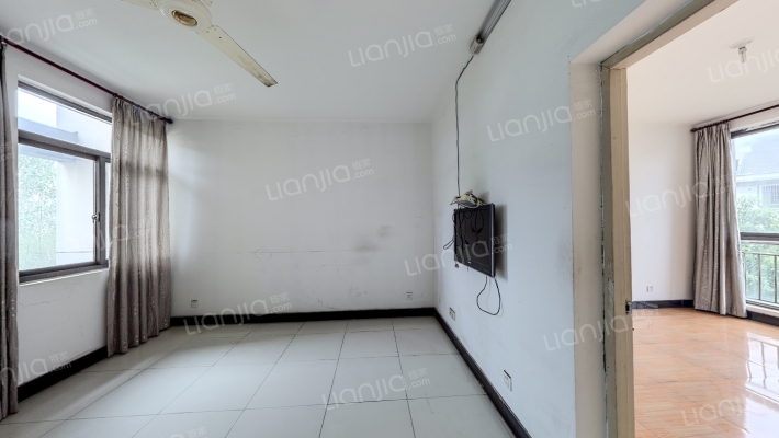 和泰家园二手房实景图