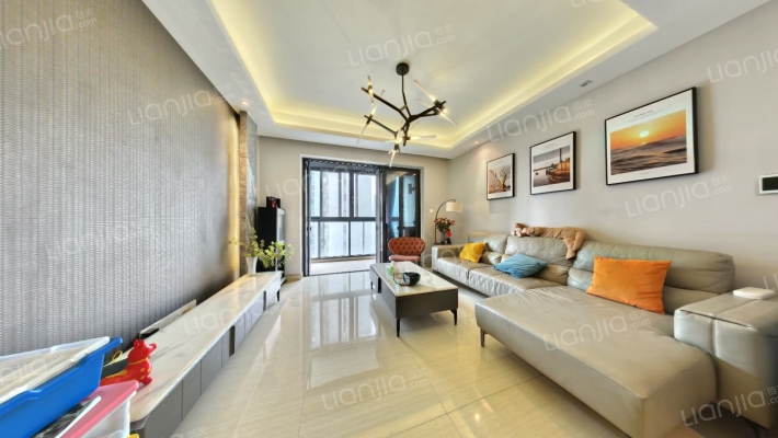 吉宝凌云峰阁二手房实景图