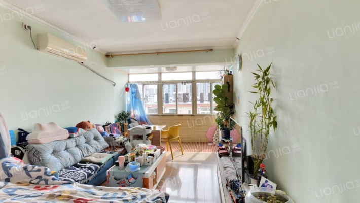 伊春路50号二手房实景图