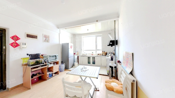 理想新城A区二手房实景图