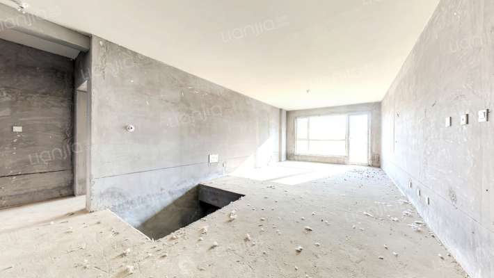 水岸华庭二手房实景图