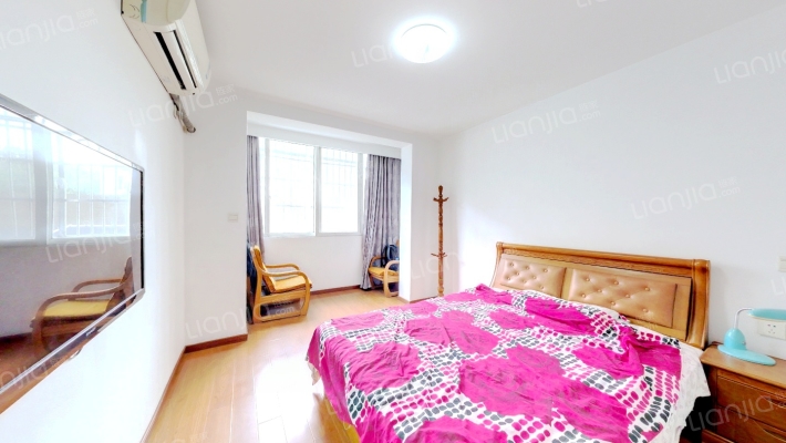 泰和路678弄二手房实景图