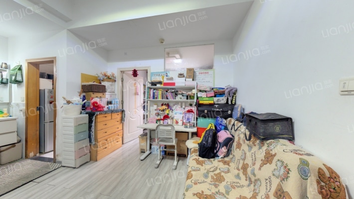 空间贵族二手房实景图