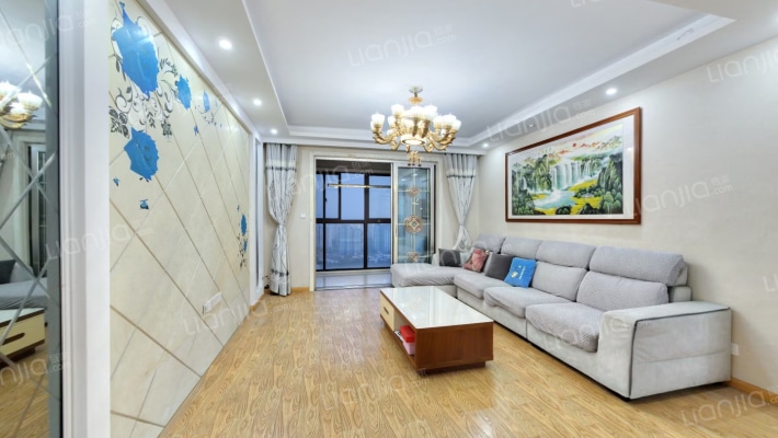 华美达广场二手房实景图