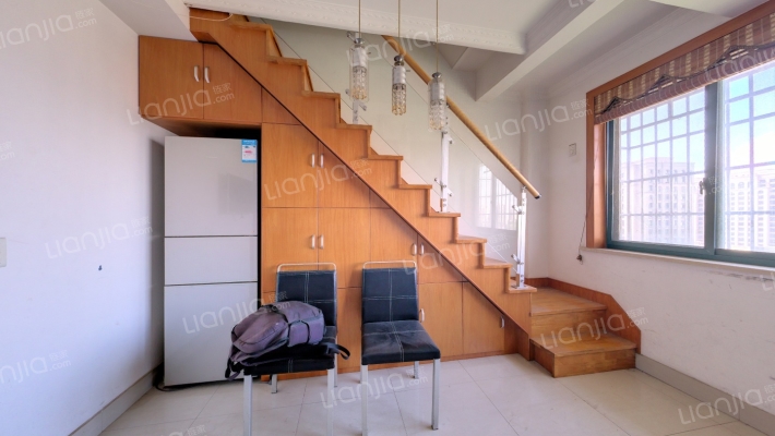 水木晶华二手房实景图