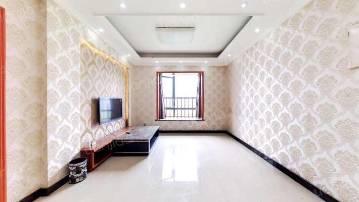 恒瑞名座二手房实景图