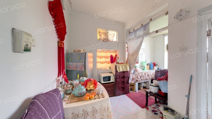 康复路二手房实景图