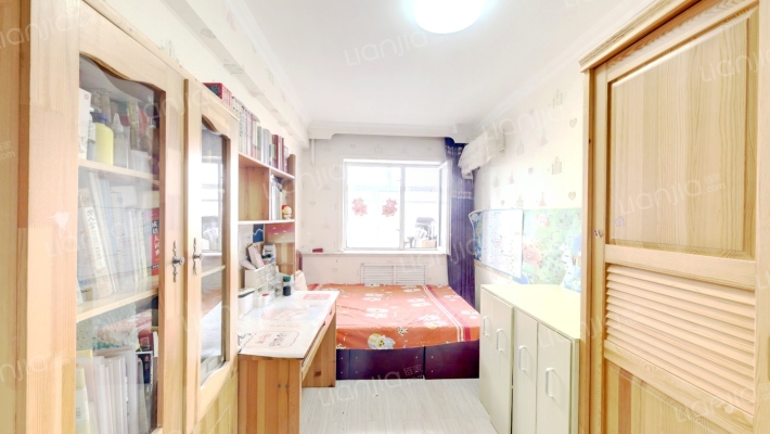 花园街二手房实景图