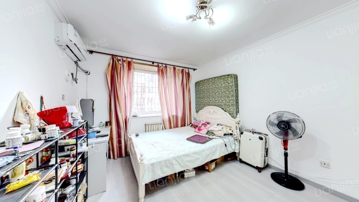 龙博花园二手房实景图