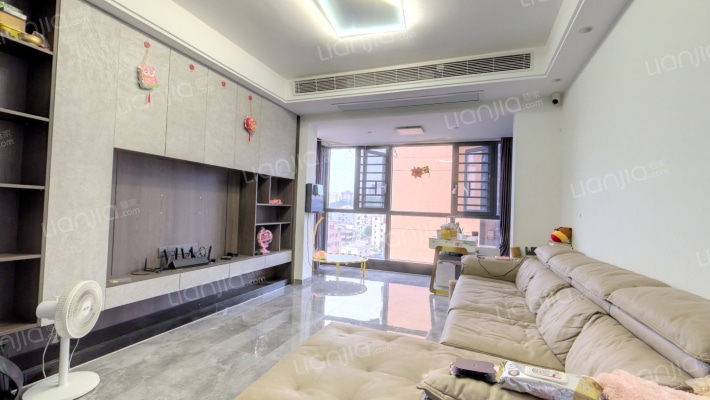 海伦时光二手房实景图