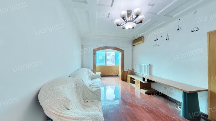 莲花山路二手房实景图