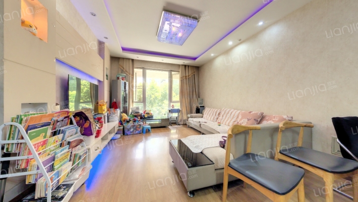 金沙西园四期二手房实景图