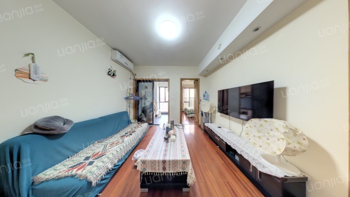 蓝光云鼎二手房实景图