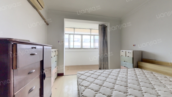 莲花公寓(普陀)二手房实景图