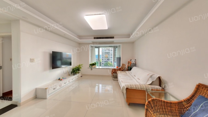 绿都湖滨花园二手房实景图