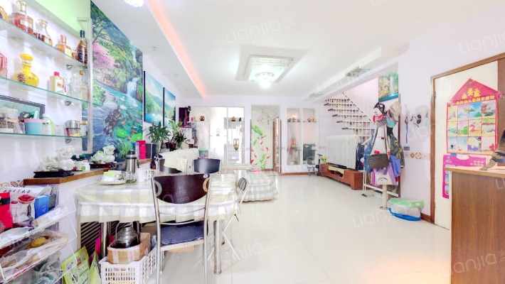 新世纪现代公寓二手房实景图