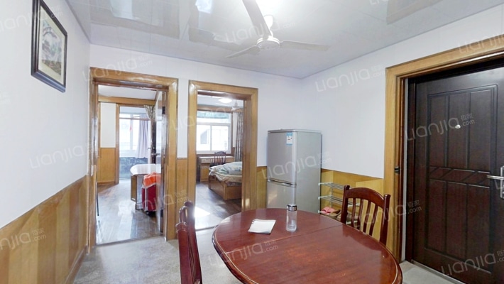 化工综合楼二手房实景图