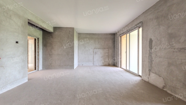 庆隆南山高尔夫国际社区漫香堤二手房实景图