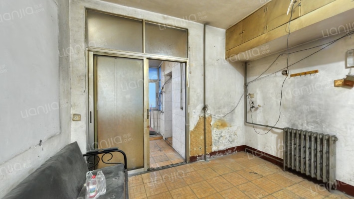 同济医大宿舍二手房实景图