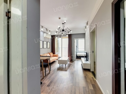 整租·龙湖佰乐街 3室1厅 东南