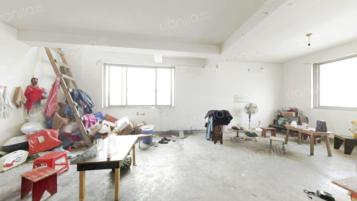 东江小区二手房实景图