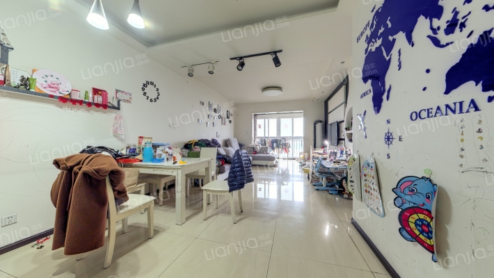 西城鸥鹭湾二手房实景图